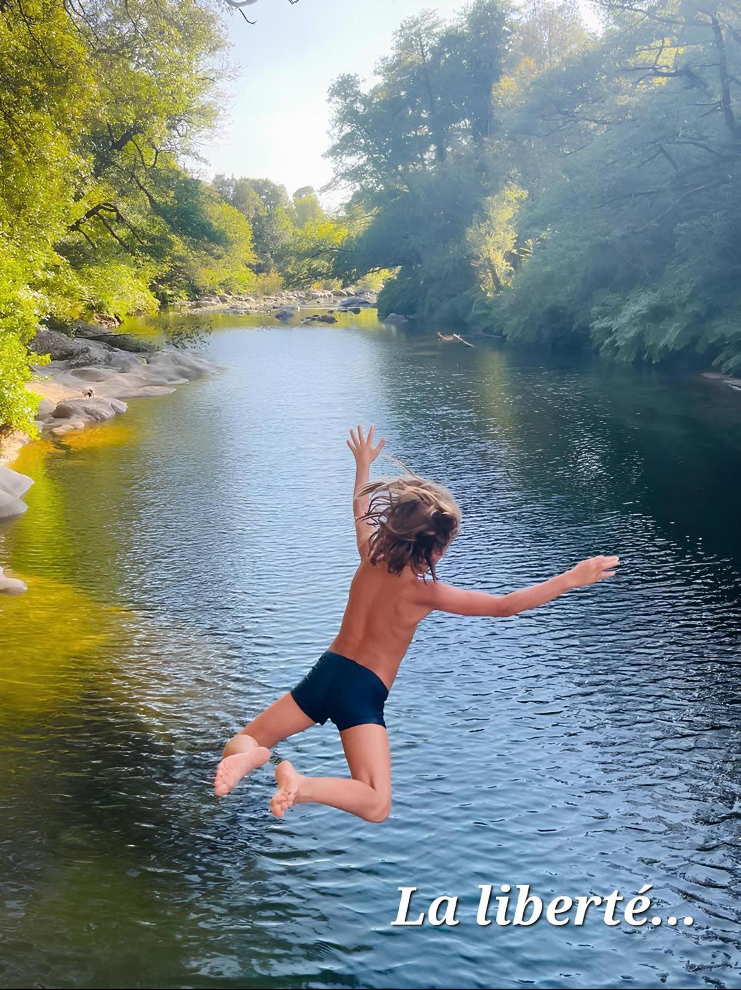 Villa Les Pieds Dans L'Eau Le Pont du Travo Exterior photo